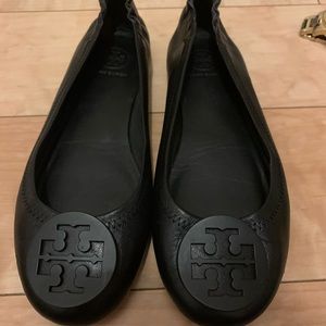 Like New! Authentic Tory Burch Black Flats